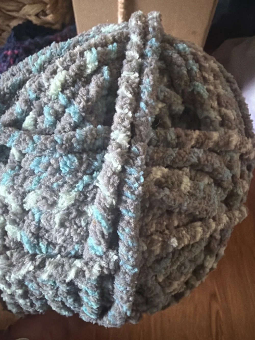 Yarn 🧶 - Picture 2 of 3
